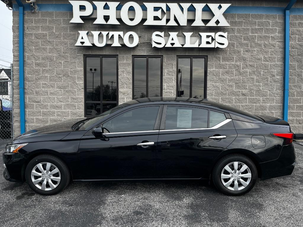 2020 Nissan Altima S's photo